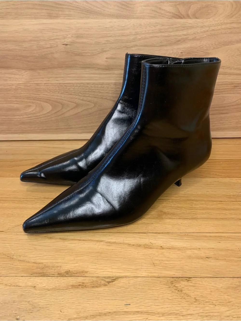 Mango Pointed Heel Ankle Boots in Black - Size 6